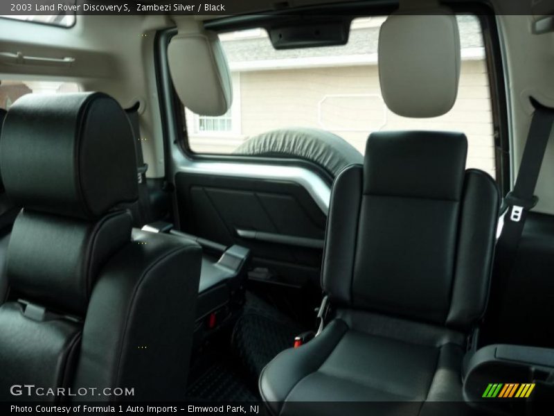 Zambezi Silver / Black 2003 Land Rover Discovery S