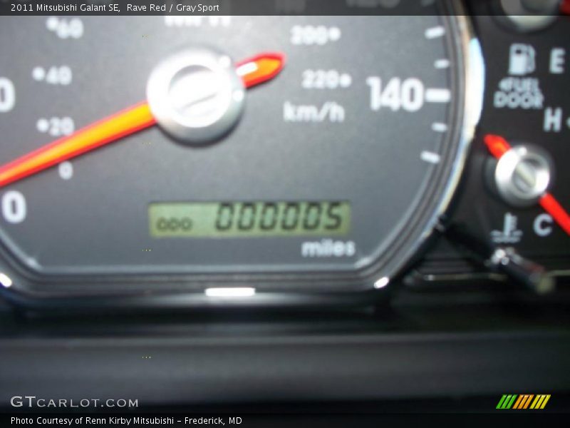 Rave Red / Gray Sport 2011 Mitsubishi Galant SE