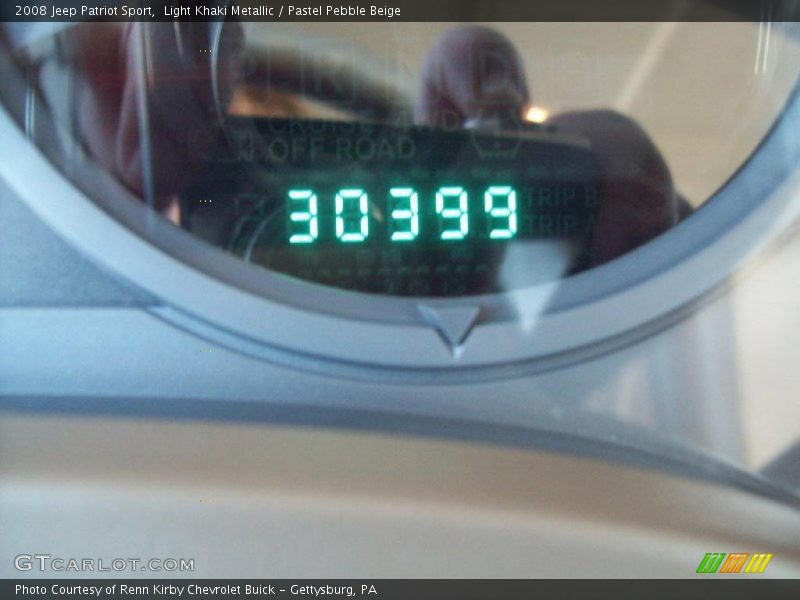 Light Khaki Metallic / Pastel Pebble Beige 2008 Jeep Patriot Sport