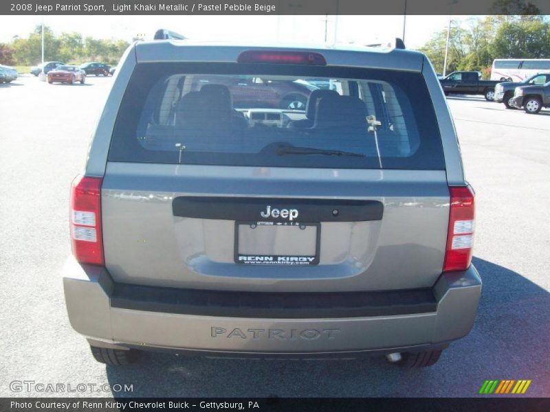 Light Khaki Metallic / Pastel Pebble Beige 2008 Jeep Patriot Sport