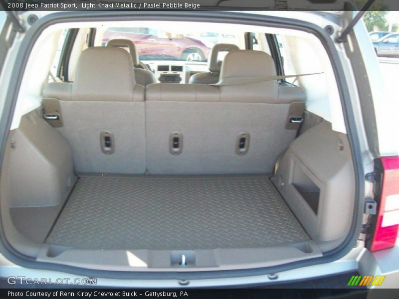Light Khaki Metallic / Pastel Pebble Beige 2008 Jeep Patriot Sport