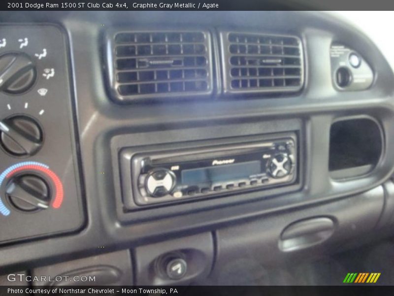 Graphite Gray Metallic / Agate 2001 Dodge Ram 1500 ST Club Cab 4x4
