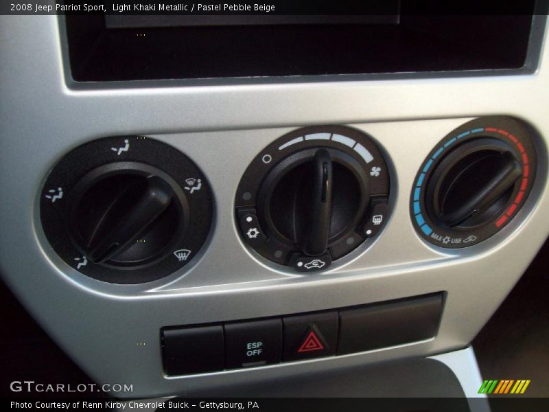 Light Khaki Metallic / Pastel Pebble Beige 2008 Jeep Patriot Sport