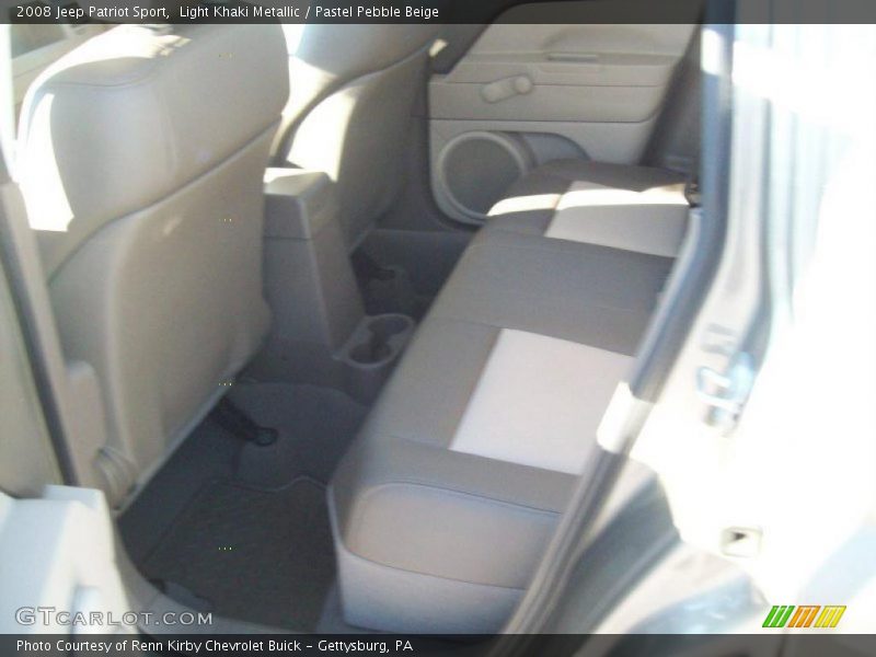 Light Khaki Metallic / Pastel Pebble Beige 2008 Jeep Patriot Sport