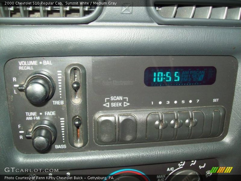 Controls of 2000 S10 Regular Cab