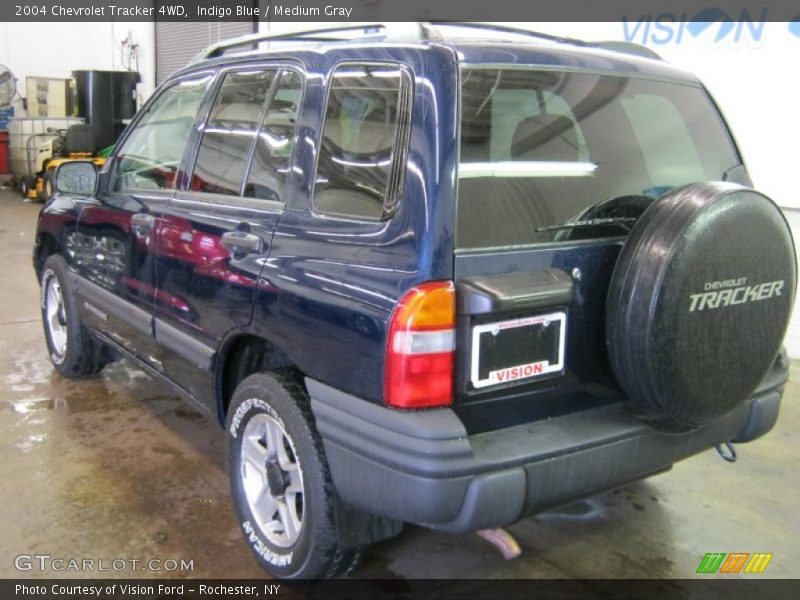 Indigo Blue / Medium Gray 2004 Chevrolet Tracker 4WD