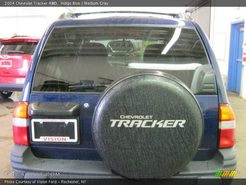 Indigo Blue / Medium Gray 2004 Chevrolet Tracker 4WD