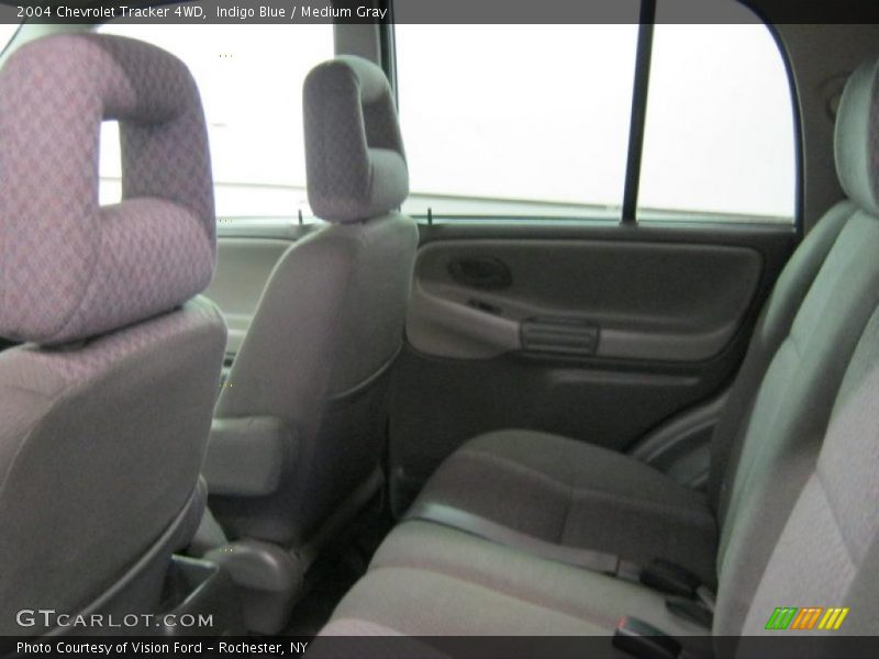 Indigo Blue / Medium Gray 2004 Chevrolet Tracker 4WD