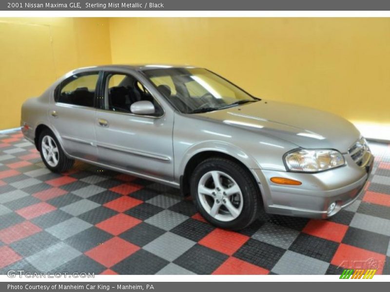 Sterling Mist Metallic / Black 2001 Nissan Maxima GLE
