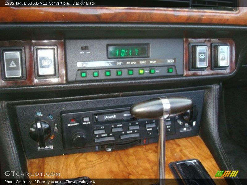 Controls of 1989 XJ XJS V12 Convertible