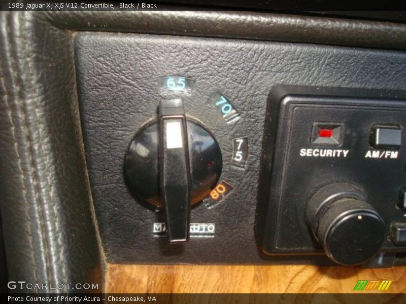 Controls of 1989 XJ XJS V12 Convertible