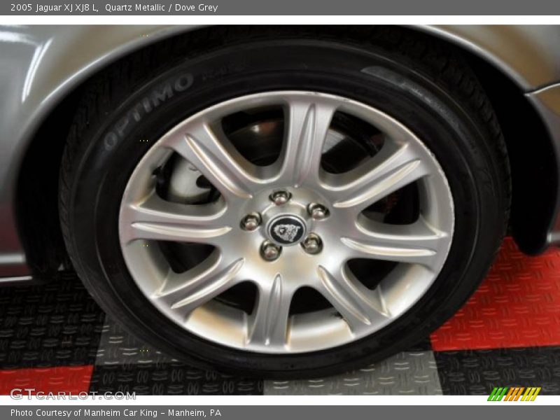  2005 XJ XJ8 L Wheel