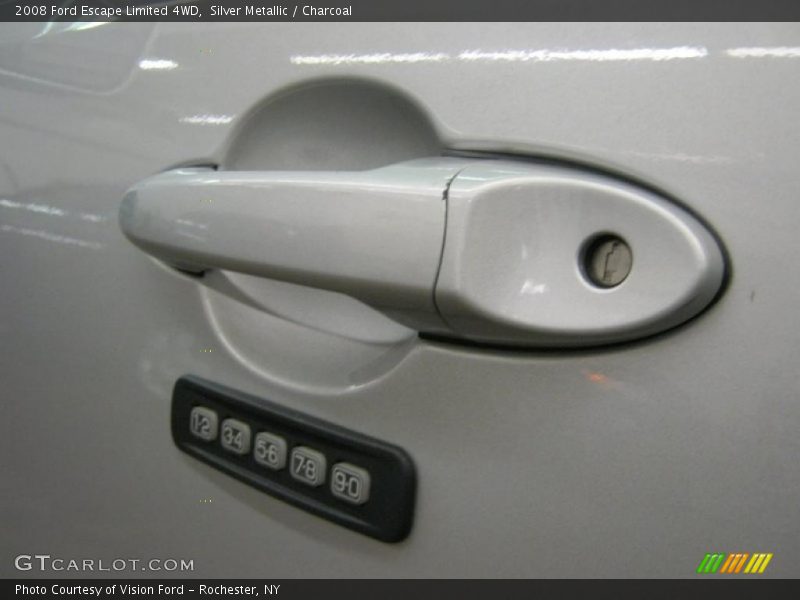 Silver Metallic / Charcoal 2008 Ford Escape Limited 4WD