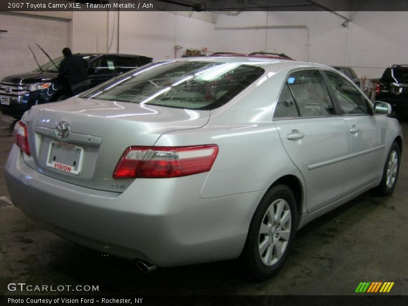 Titanium Metallic / Ash 2007 Toyota Camry XLE