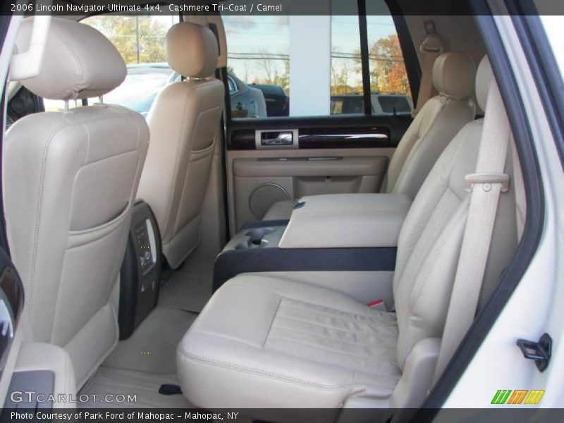 Cashmere Tri-Coat / Camel 2006 Lincoln Navigator Ultimate 4x4