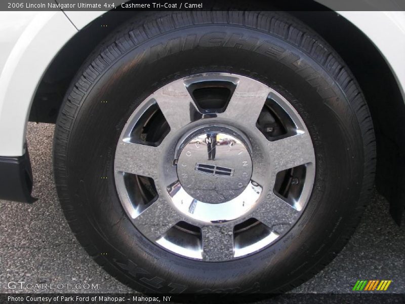 Cashmere Tri-Coat / Camel 2006 Lincoln Navigator Ultimate 4x4