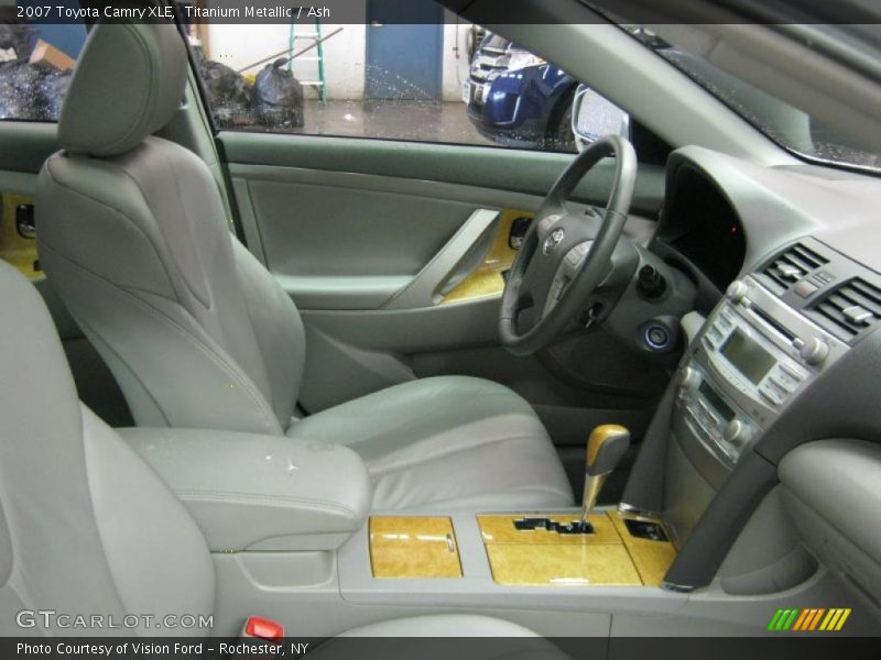 Titanium Metallic / Ash 2007 Toyota Camry XLE