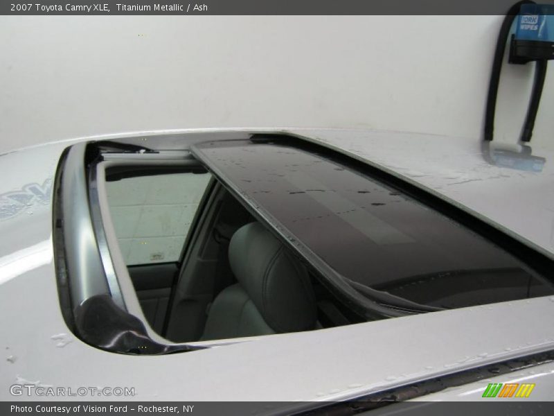 Titanium Metallic / Ash 2007 Toyota Camry XLE