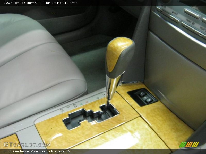 Titanium Metallic / Ash 2007 Toyota Camry XLE