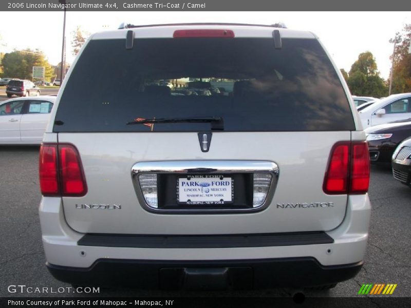 Cashmere Tri-Coat / Camel 2006 Lincoln Navigator Ultimate 4x4