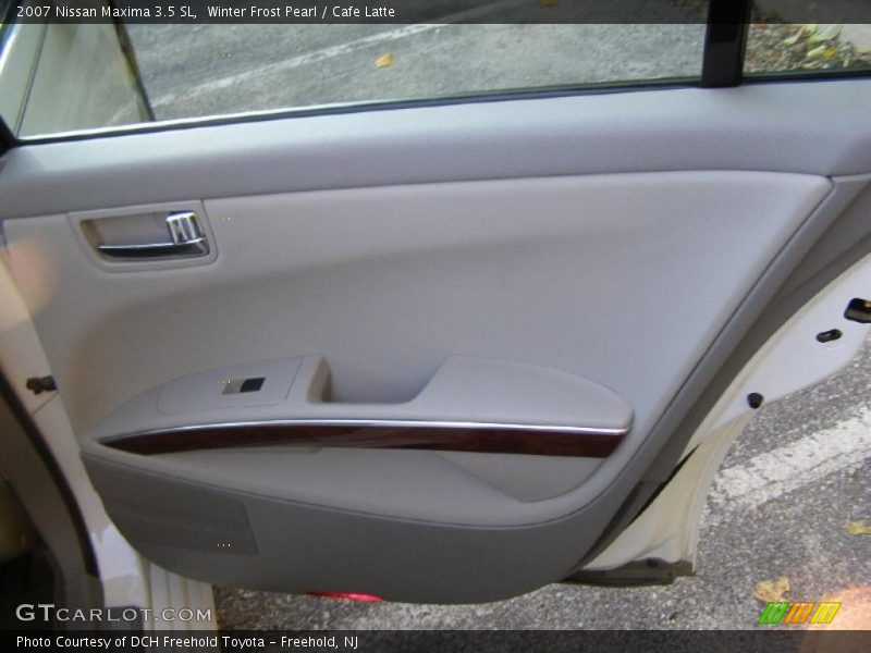 Winter Frost Pearl / Cafe Latte 2007 Nissan Maxima 3.5 SL
