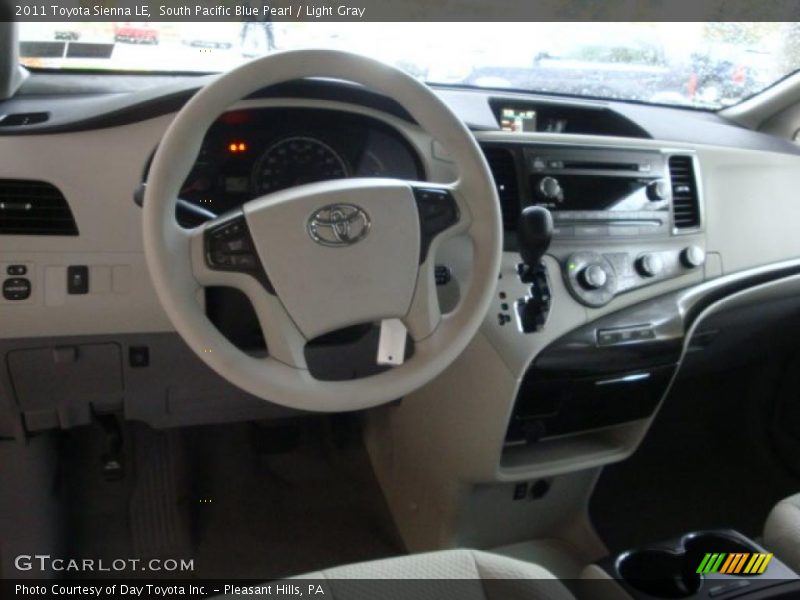 South Pacific Blue Pearl / Light Gray 2011 Toyota Sienna LE