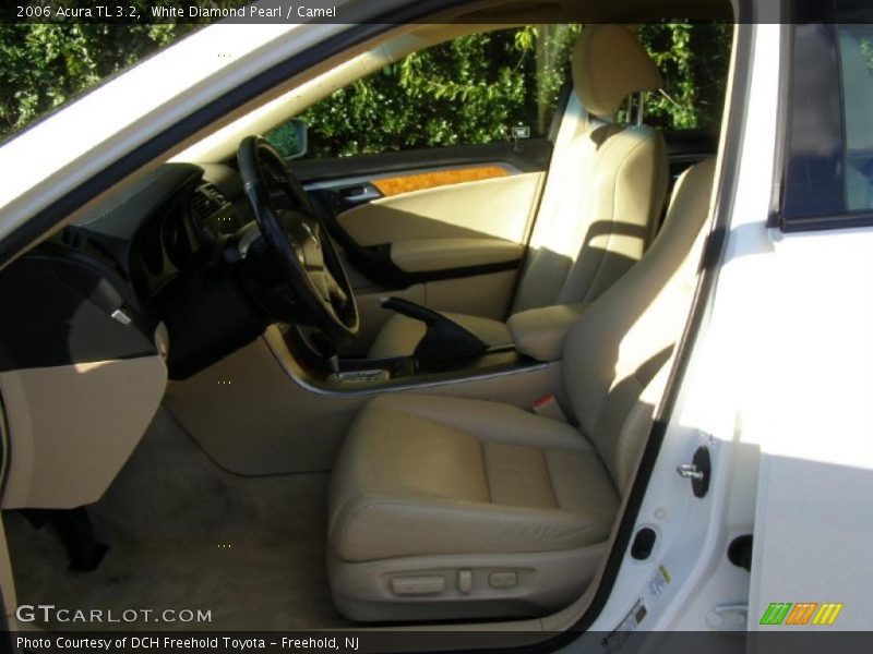 White Diamond Pearl / Camel 2006 Acura TL 3.2