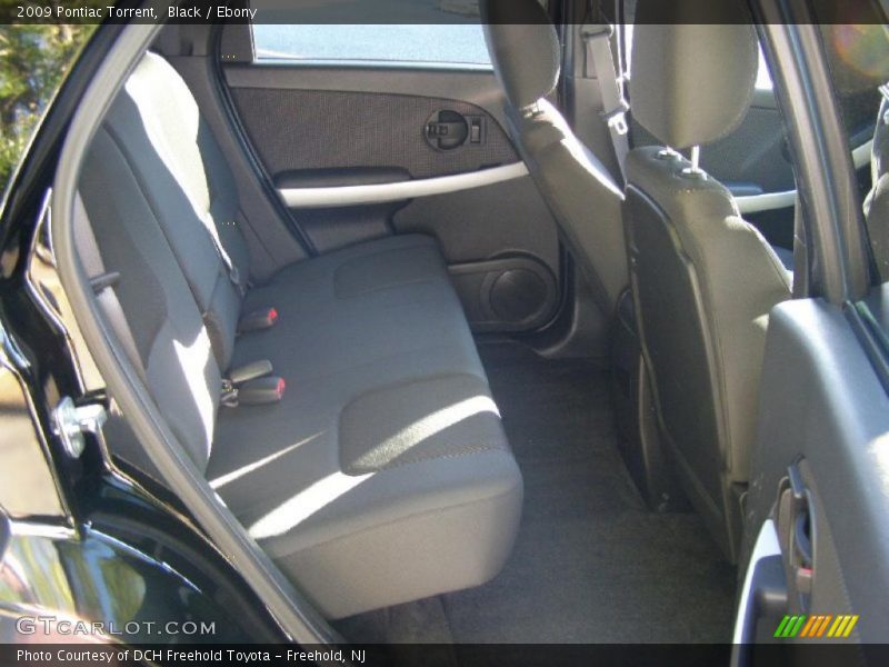  2009 Torrent  Ebony Interior