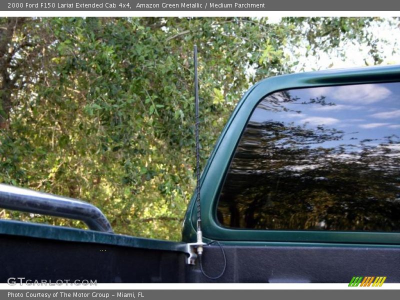 Amazon Green Metallic / Medium Parchment 2000 Ford F150 Lariat Extended Cab 4x4
