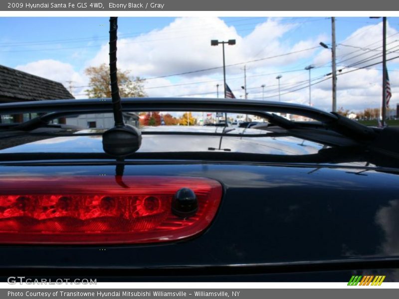 Ebony Black / Gray 2009 Hyundai Santa Fe GLS 4WD