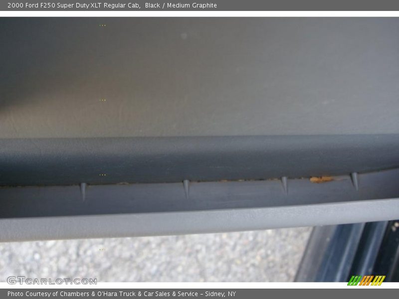 Black / Medium Graphite 2000 Ford F250 Super Duty XLT Regular Cab