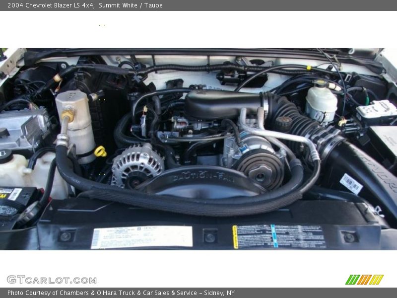 Summit White / Taupe 2004 Chevrolet Blazer LS 4x4