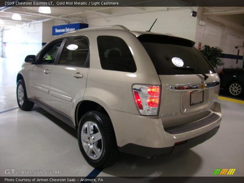 Gold Mist Metallic / Light Cashmere 2009 Chevrolet Equinox LT
