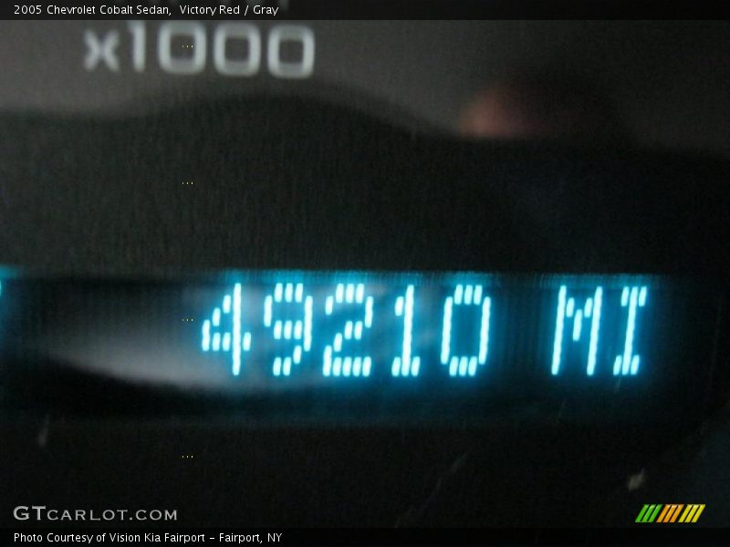 Victory Red / Gray 2005 Chevrolet Cobalt Sedan