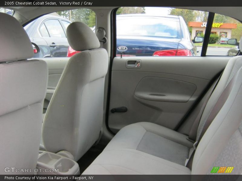 Victory Red / Gray 2005 Chevrolet Cobalt Sedan