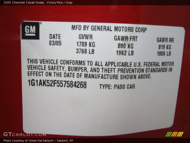 Victory Red / Gray 2005 Chevrolet Cobalt Sedan