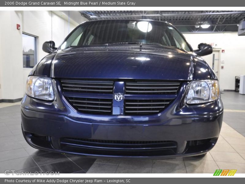 Midnight Blue Pearl / Medium Slate Gray 2006 Dodge Grand Caravan SE