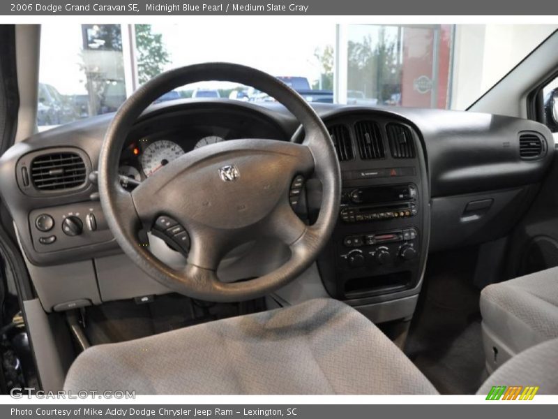 Midnight Blue Pearl / Medium Slate Gray 2006 Dodge Grand Caravan SE