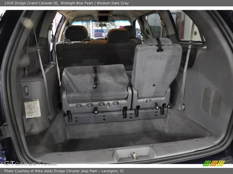Midnight Blue Pearl / Medium Slate Gray 2006 Dodge Grand Caravan SE
