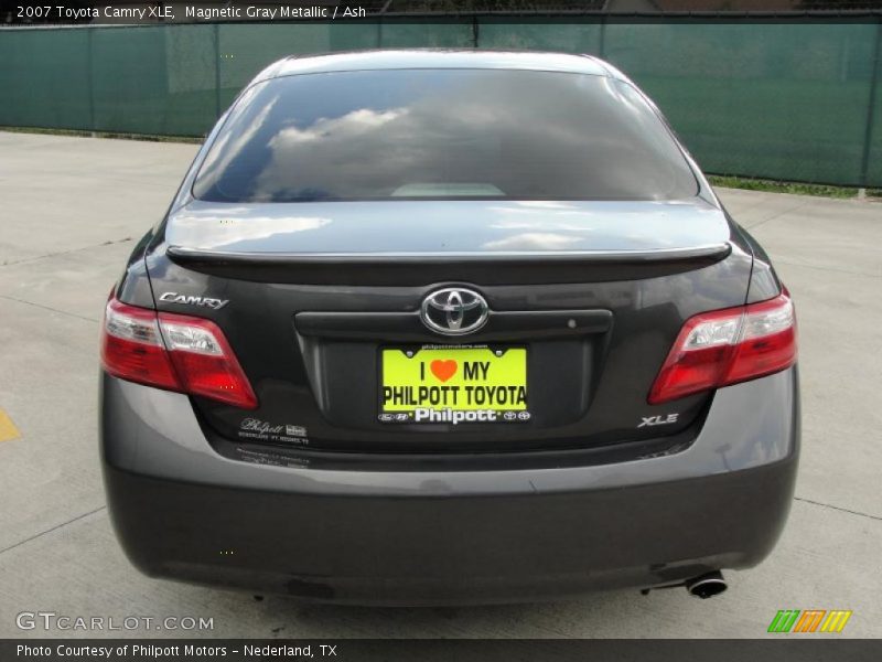 Magnetic Gray Metallic / Ash 2007 Toyota Camry XLE