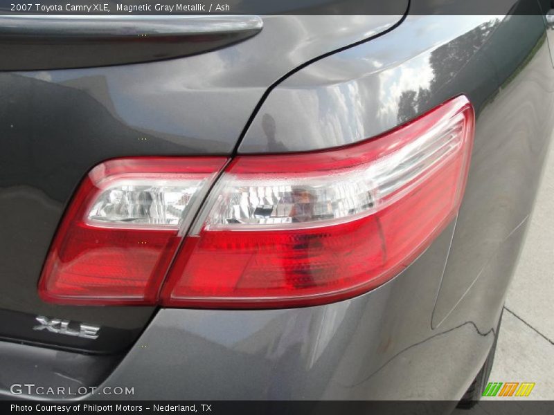 Magnetic Gray Metallic / Ash 2007 Toyota Camry XLE
