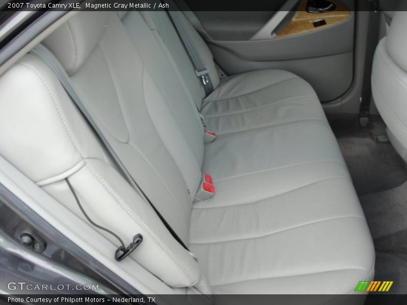 Magnetic Gray Metallic / Ash 2007 Toyota Camry XLE