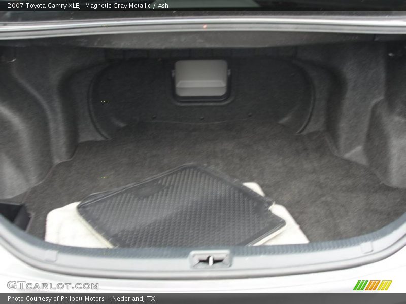 Magnetic Gray Metallic / Ash 2007 Toyota Camry XLE