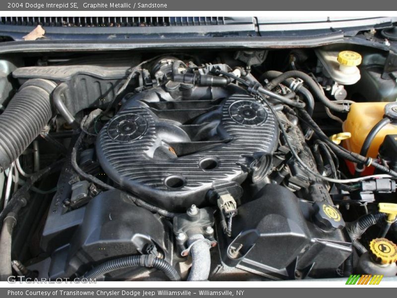 Graphite Metallic / Sandstone 2004 Dodge Intrepid SE