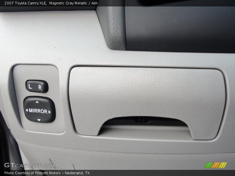 Magnetic Gray Metallic / Ash 2007 Toyota Camry XLE