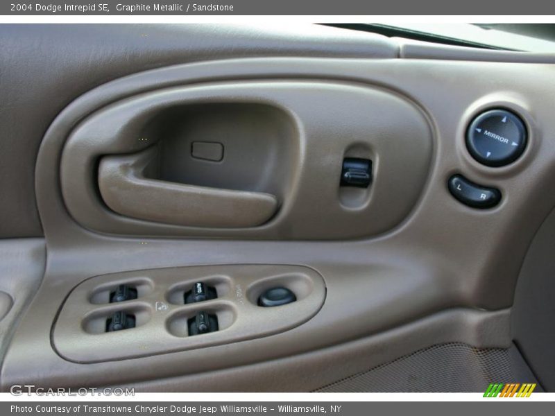 Graphite Metallic / Sandstone 2004 Dodge Intrepid SE