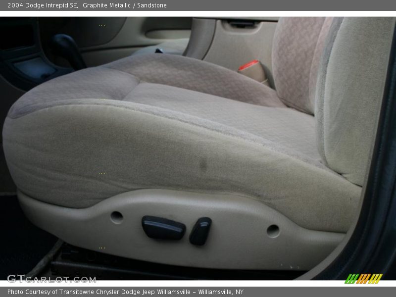 Graphite Metallic / Sandstone 2004 Dodge Intrepid SE