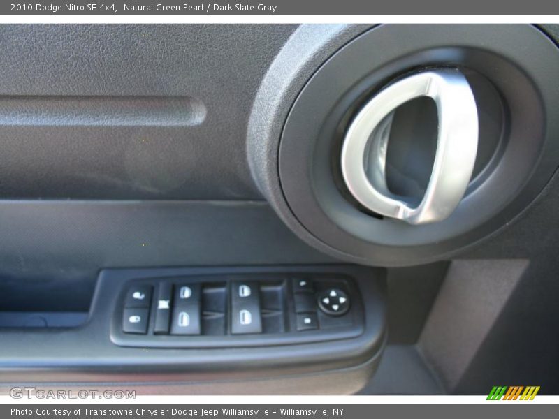 Natural Green Pearl / Dark Slate Gray 2010 Dodge Nitro SE 4x4