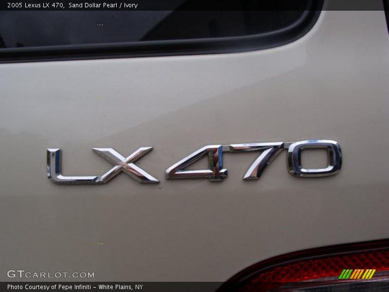  2005 LX 470 Logo