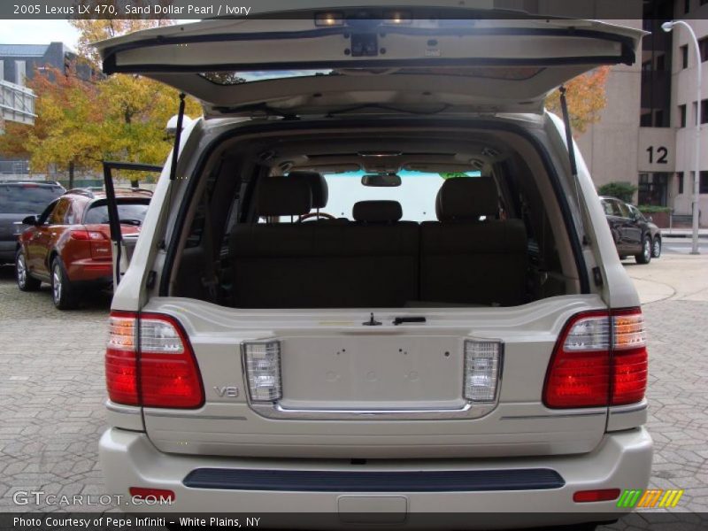 Sand Dollar Pearl / Ivory 2005 Lexus LX 470